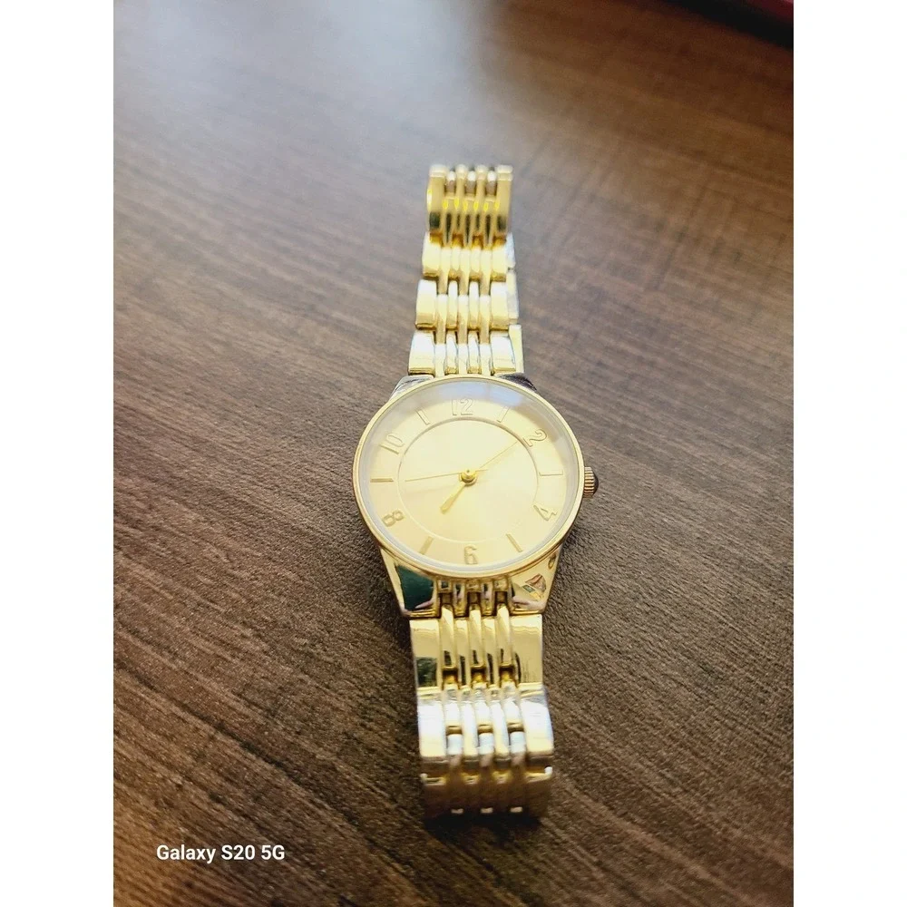 FMD gold tone